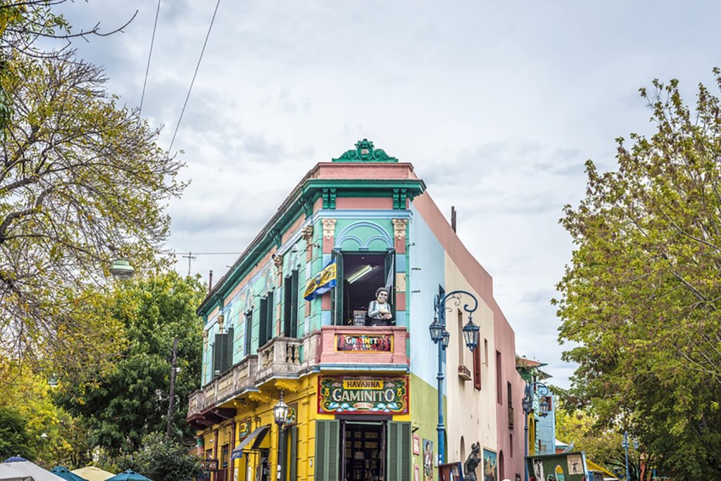 Prédio histórico na rua do Caminito em Buenos Aires