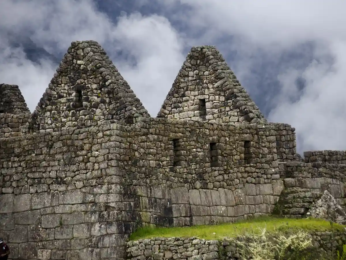 Roteiro para Machu Picchu para observar a arquitetura inca.