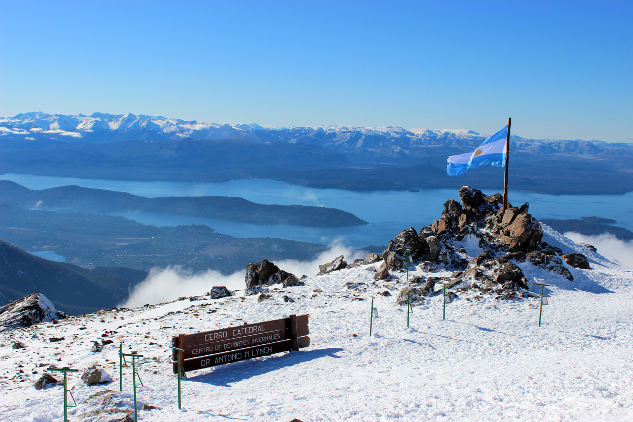Em Bariloche, a neve faz companhia.