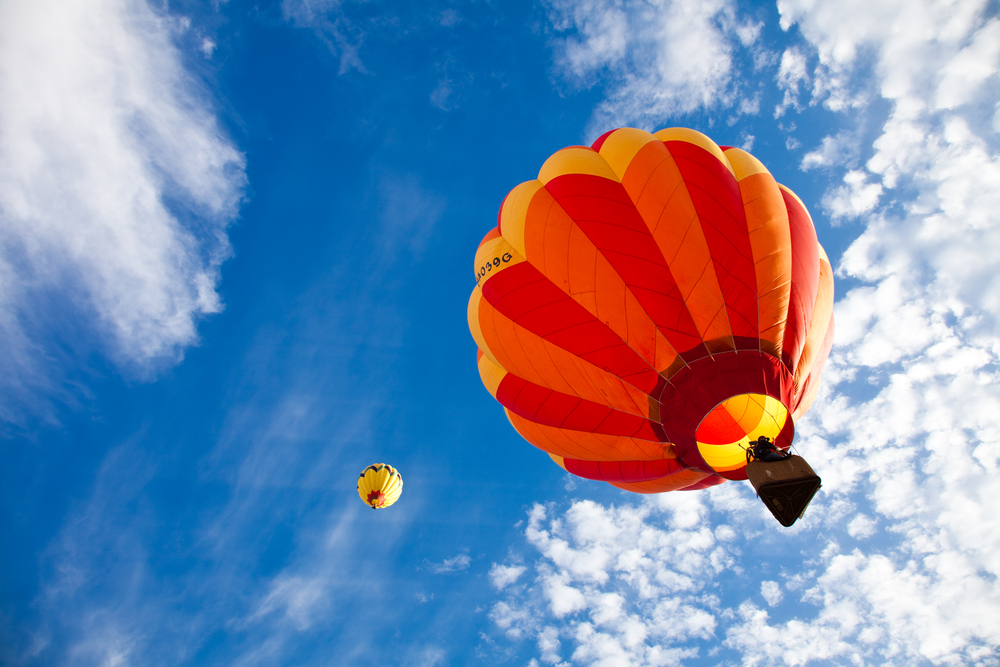 Balões levam turistas pelo céu de Rio Branco