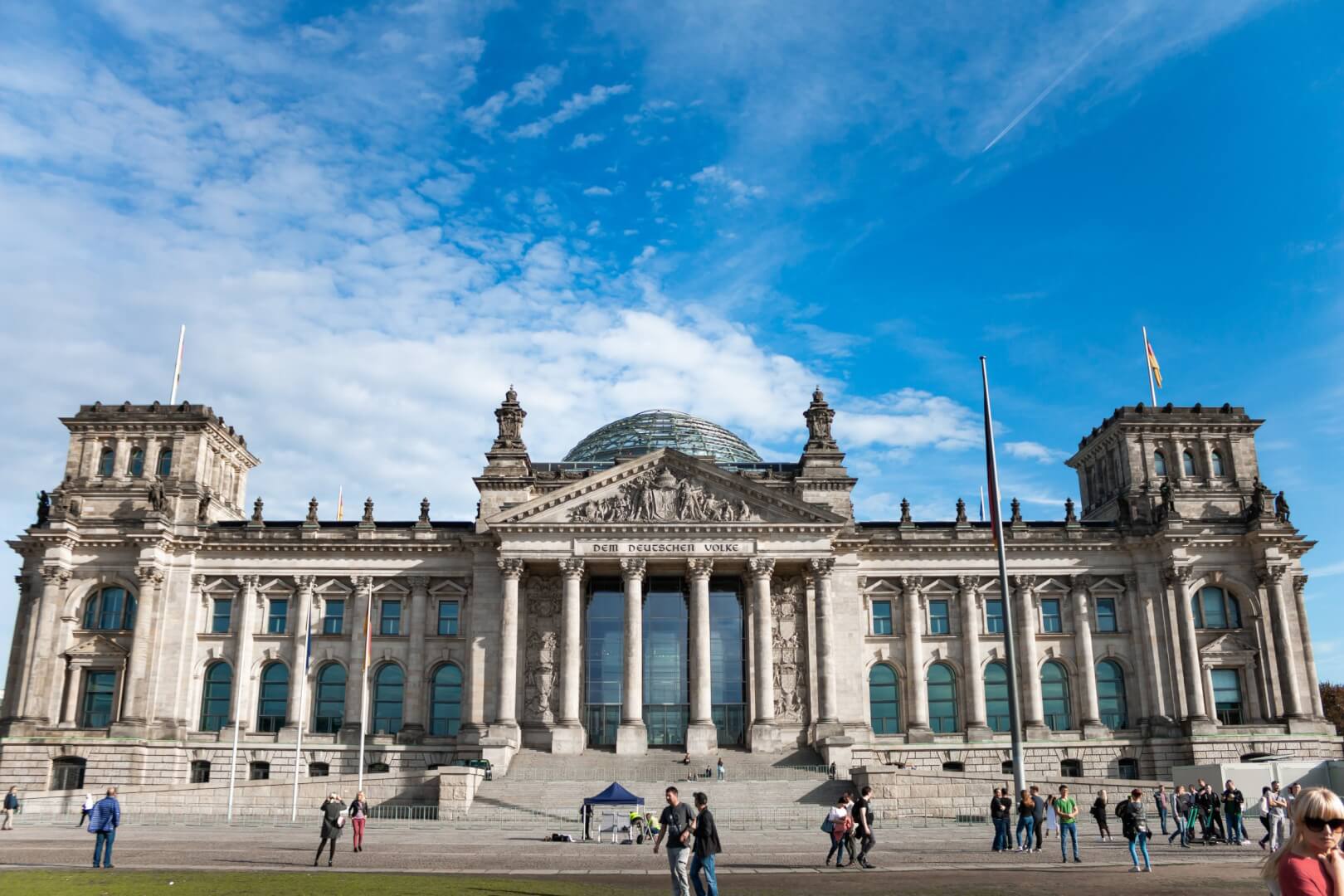 o que fazer em Berlim: ver o Palácio de Reichstag de pertinho