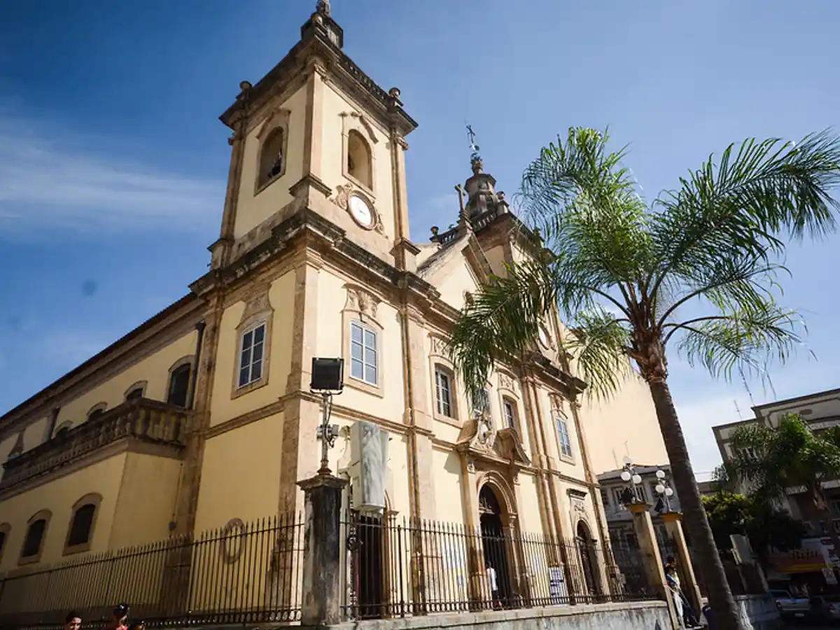 Fachada da Basílica Velha, em Aparecida do Norte.