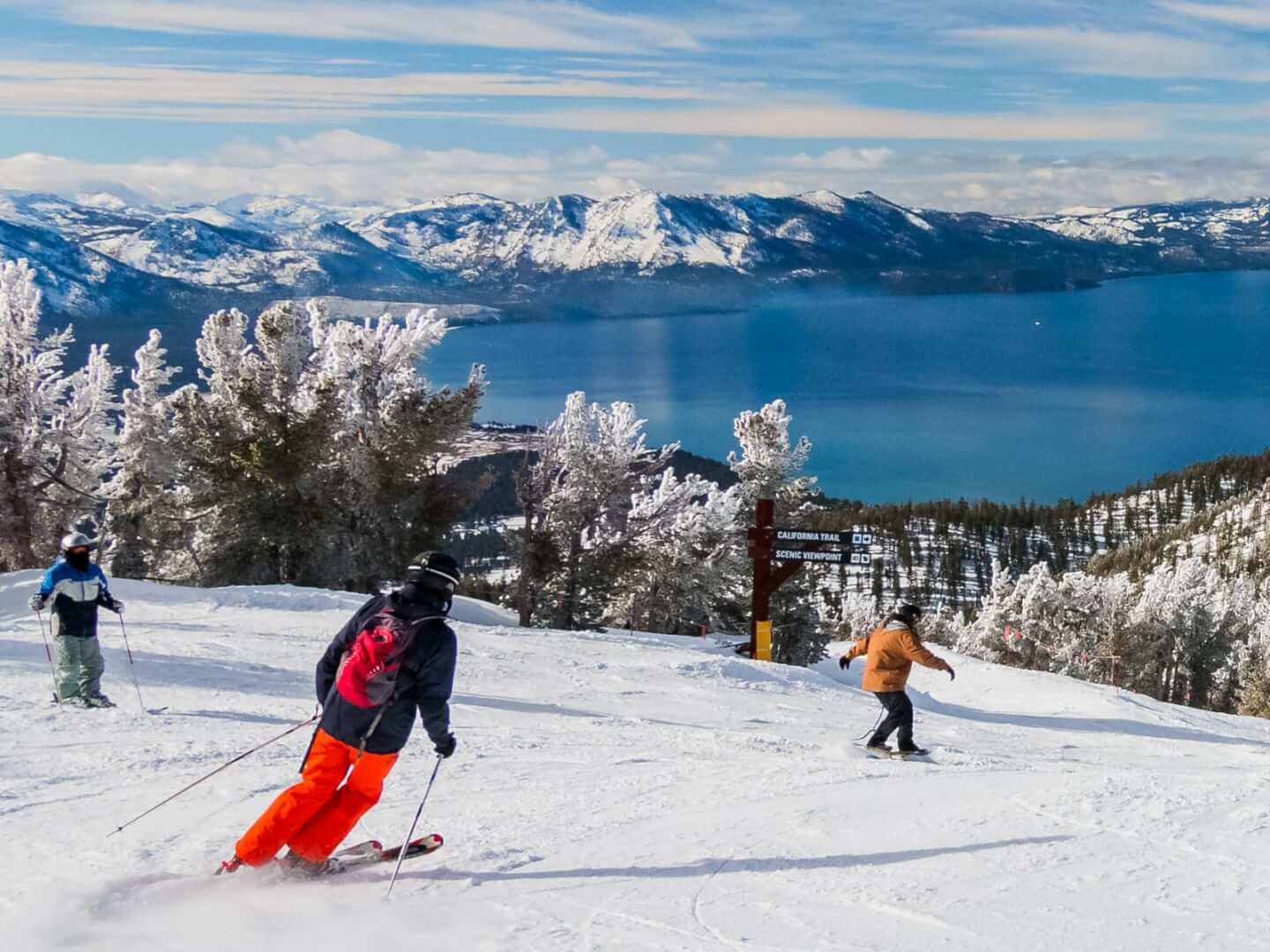 Pessoas esquiando em Heavenly, no Lake Tahoe