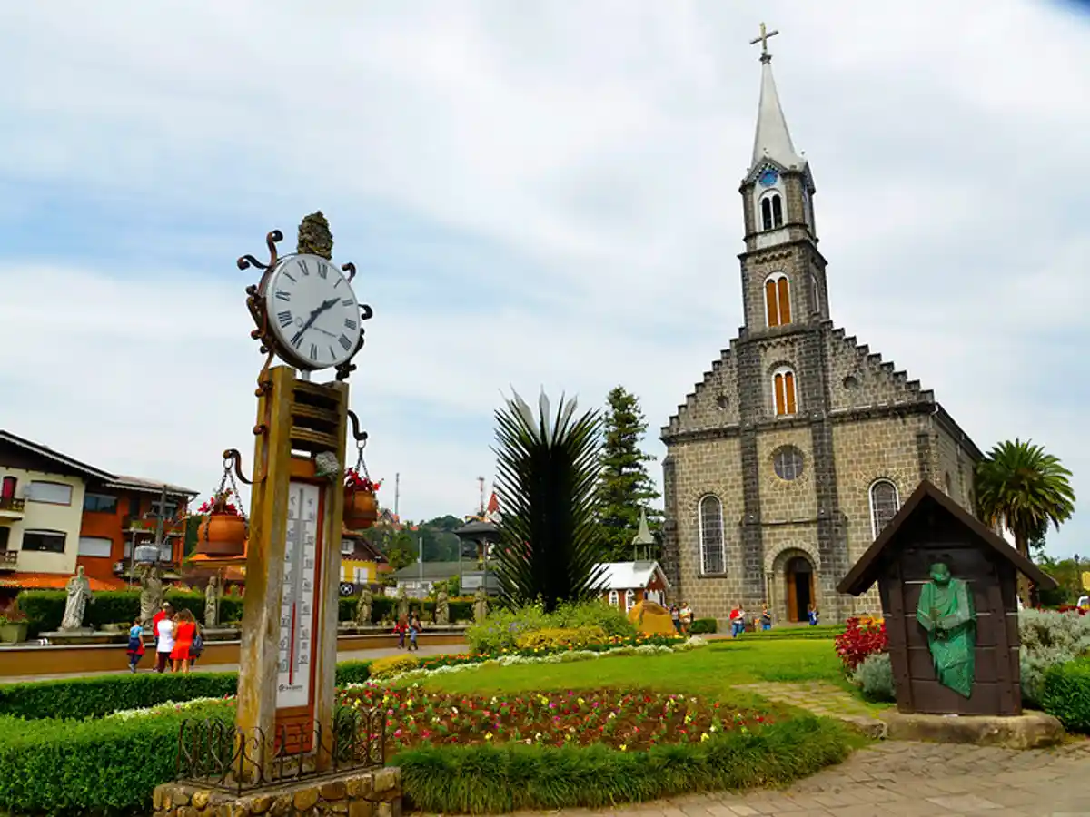 Viagem barata e romântica em Gramado–RS.