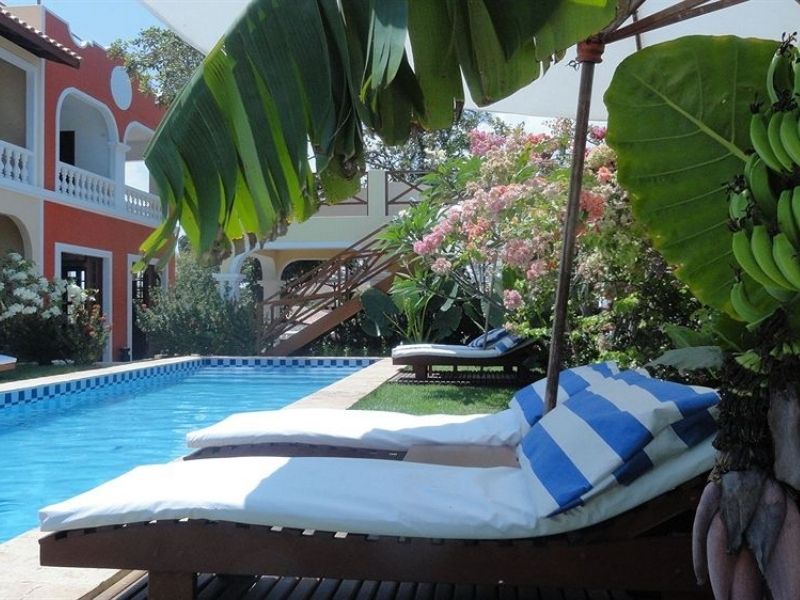 área da piscina do Hotel Villa Terra Viva