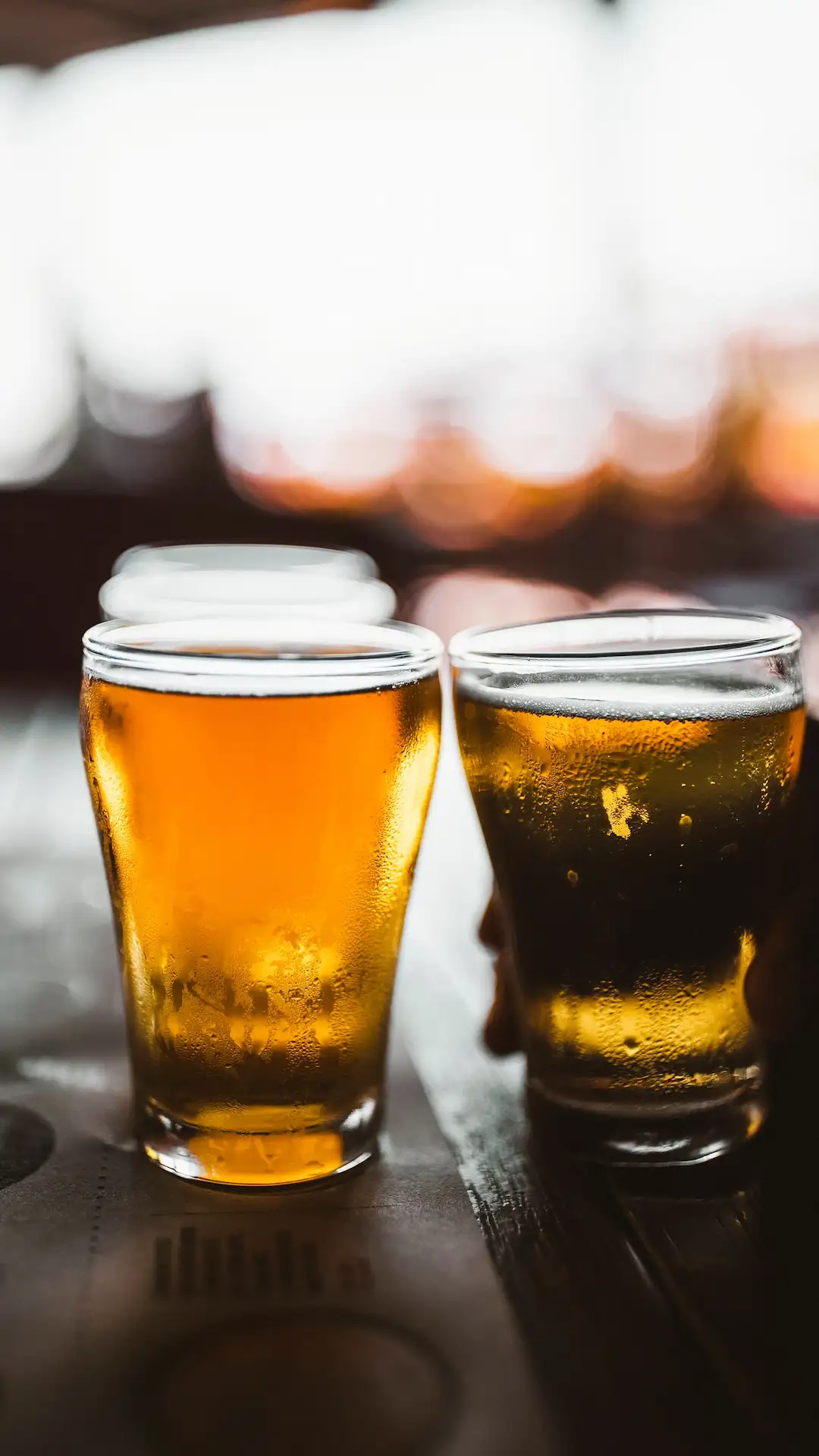 Copos com cerveja