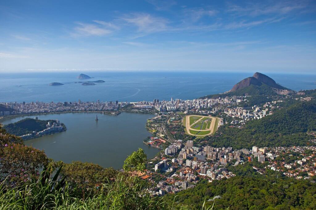 Vista aérea do Rio de Janeiro.  Imagem disponível no Unsplash