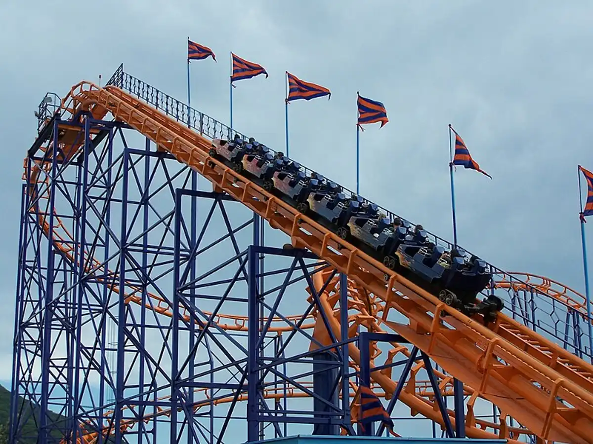 Montanha-russa Star Mountain Beto Carrero World