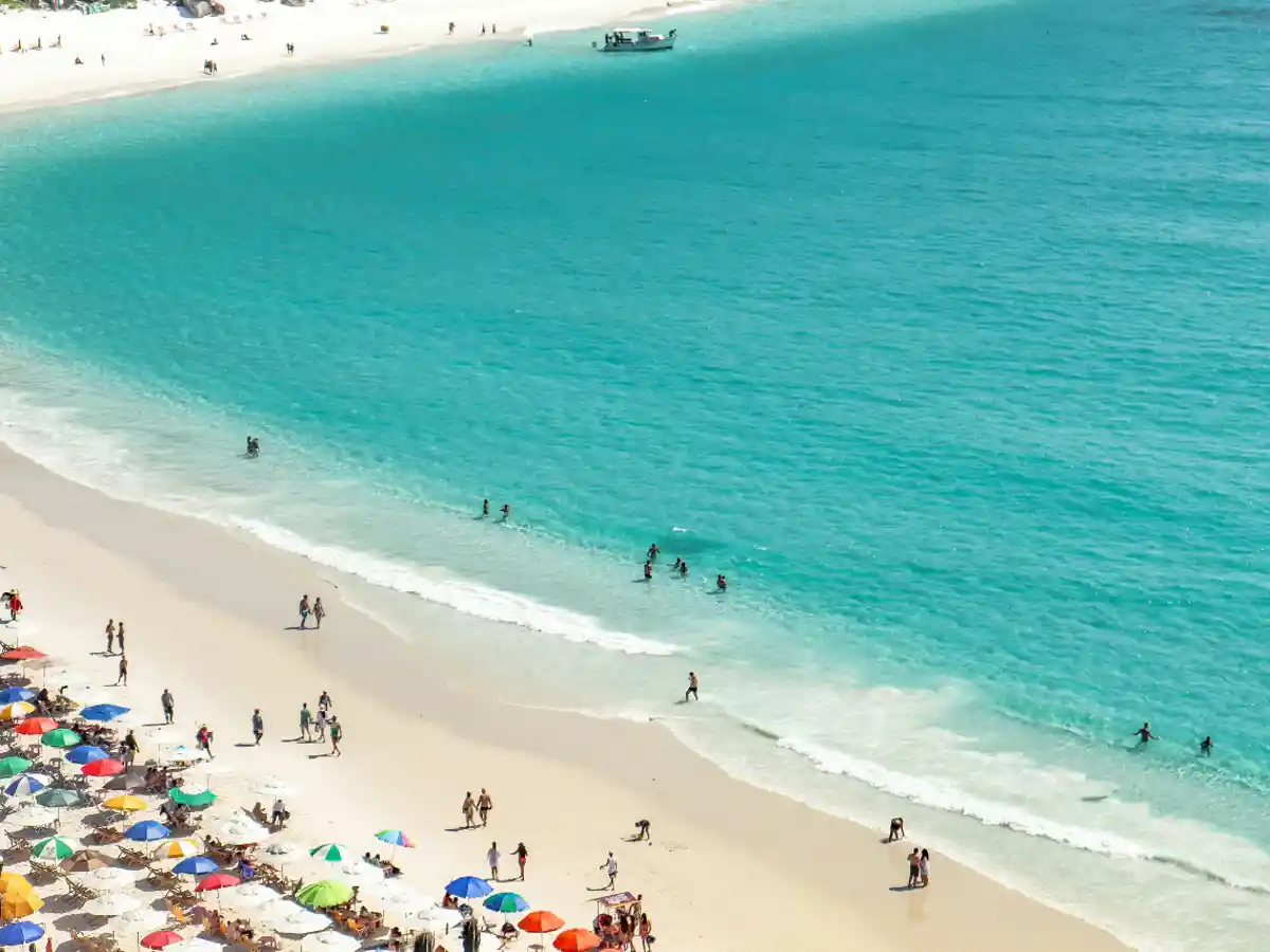 Praia em Arraial do Cabo.